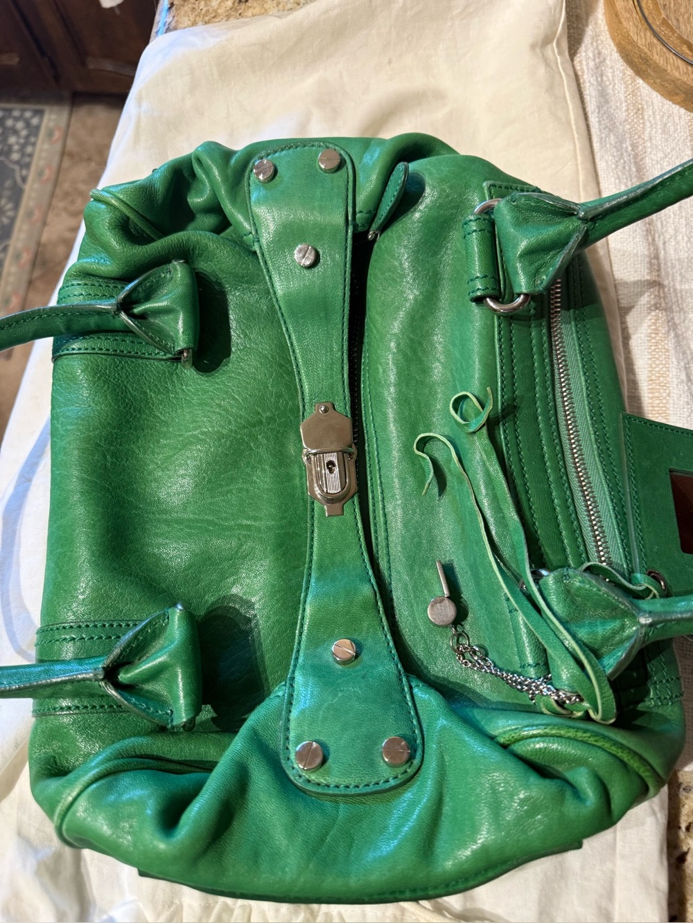 💯Auth! *RARE* VINTAGE! BALENCIAGA CITY WHISTLE BAG Green Leather Silver Hardware - Picture 12 of 16